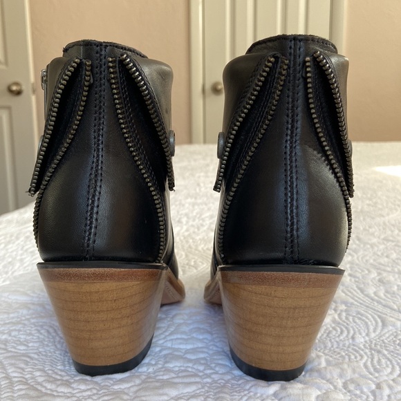 Old West Leather Heeled, Zip Ankle Booties, Size 5 Med. - Picture 2 of 7